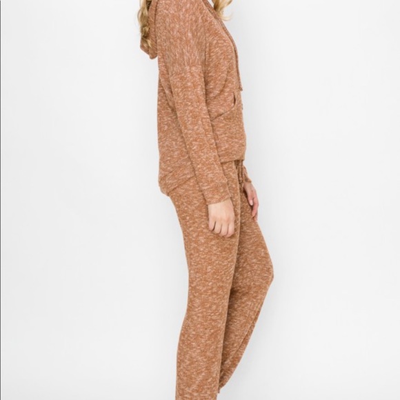 TREND COLOR! Brushed Rib Cozy Set NWOT - Picture 7 of 14